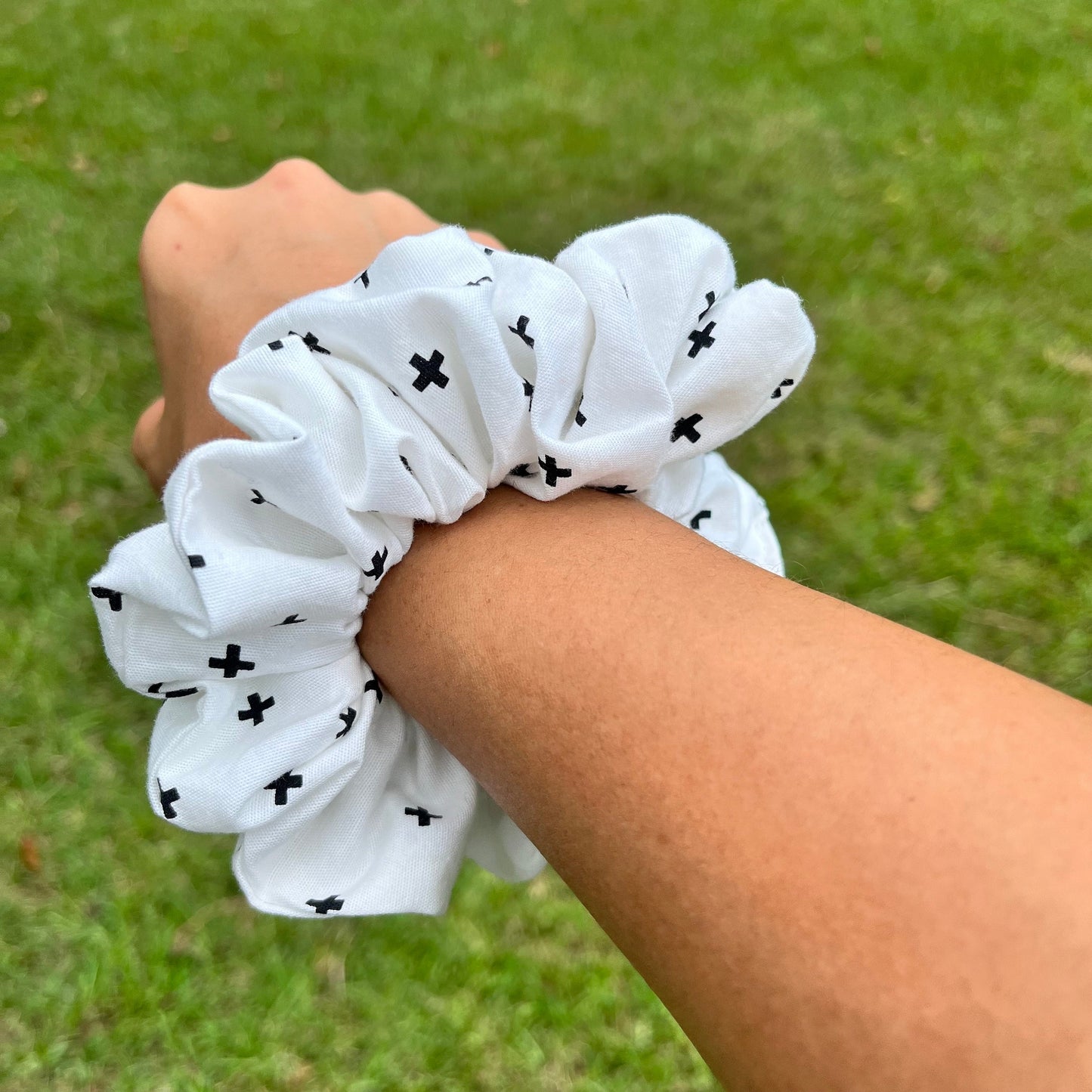 Black and White Cotton Scrunchies: Floral & Criss Cross Prints