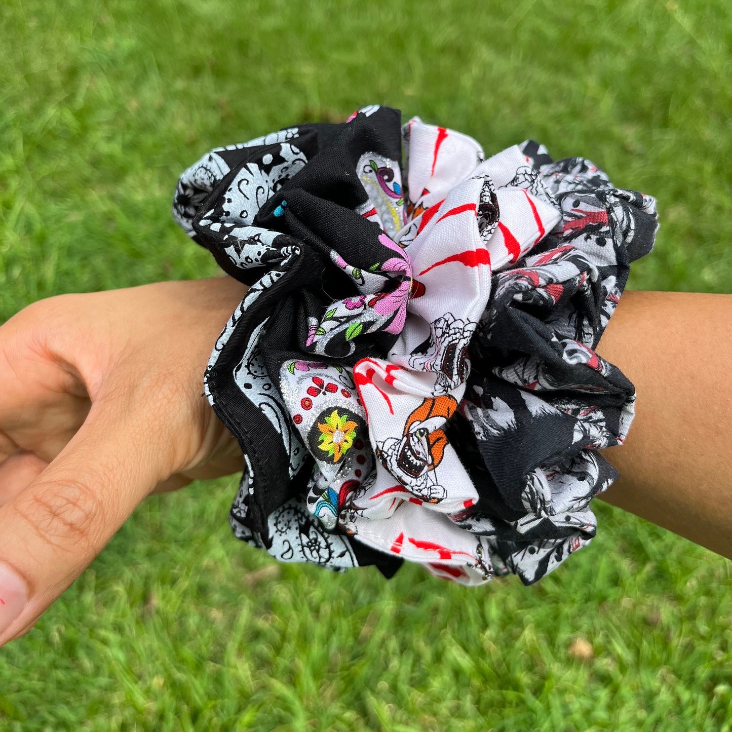 Halloween Scrunchies: Spooky Movie Prints