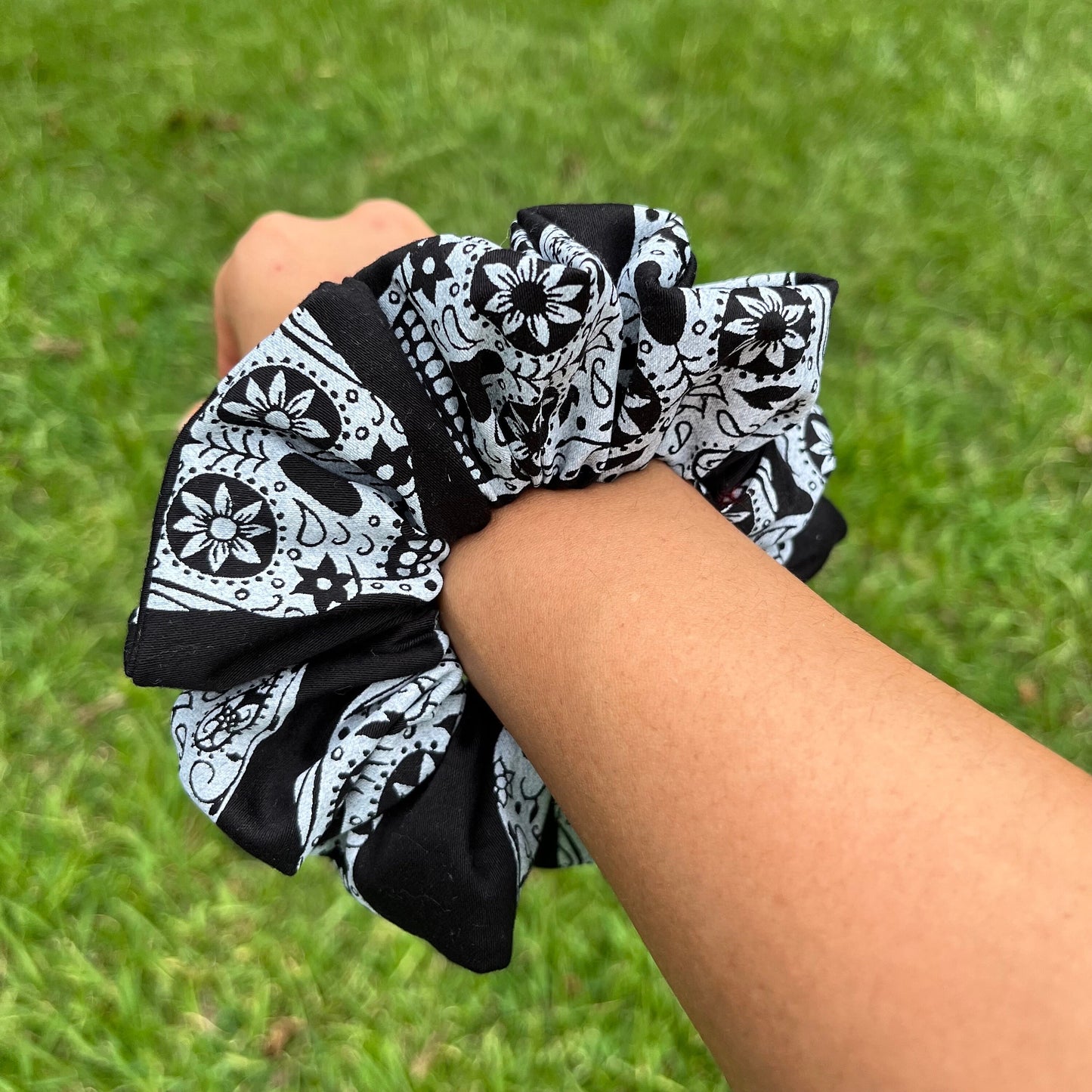Halloween Scrunchies: Spooky Movie Prints