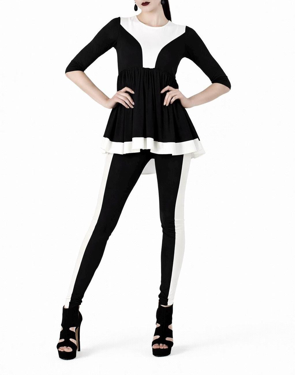 Ella Black and White 3/4 length sleeve babydoll top