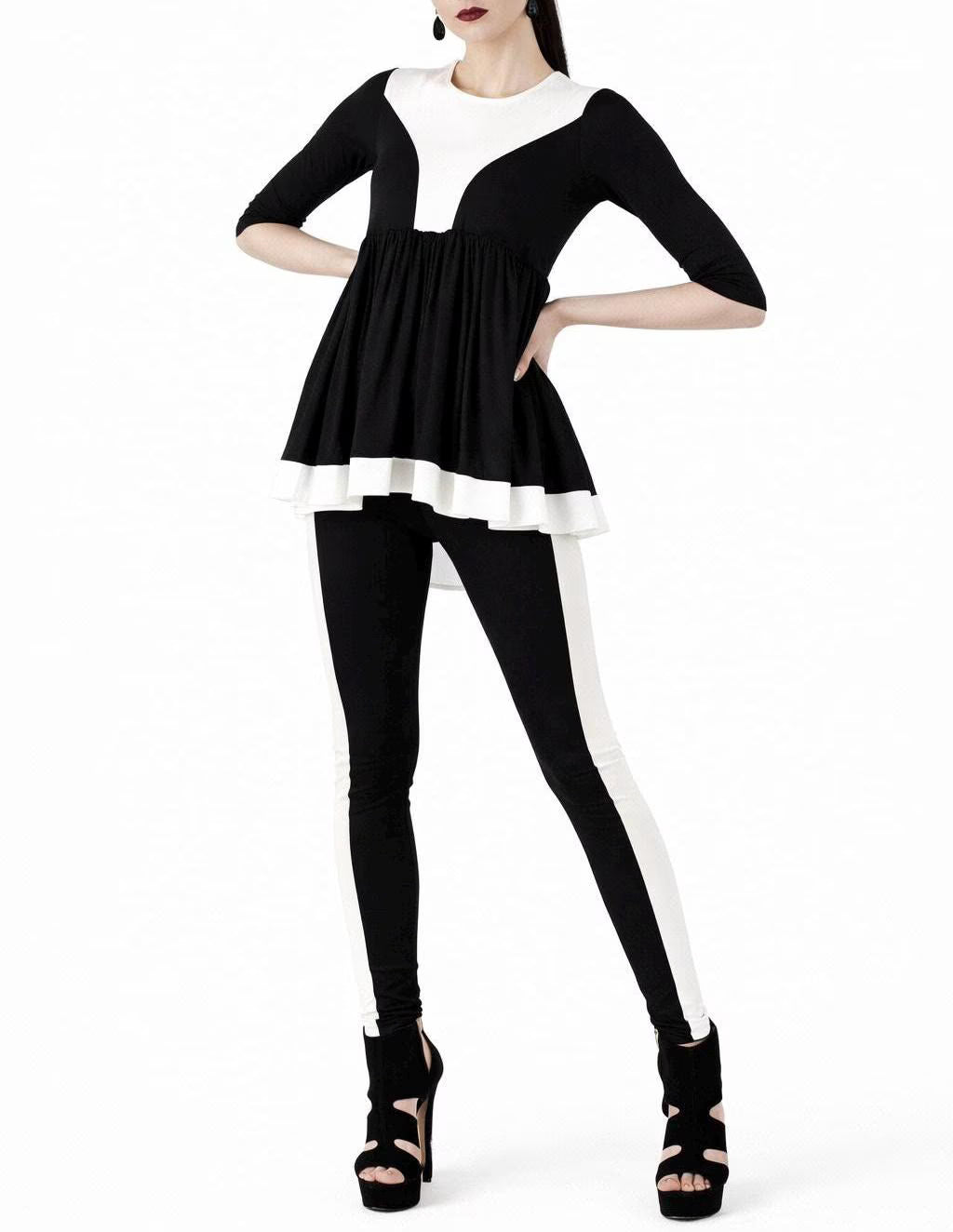 Ella Black and White 3/4 length sleeve babydoll top