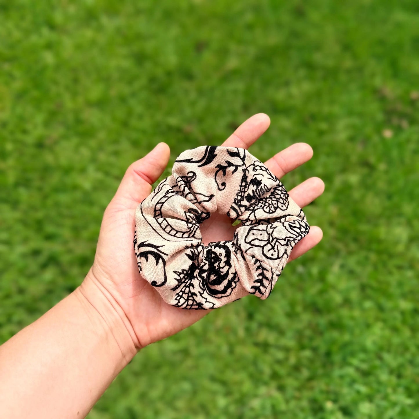 Neutral Beige & Black Floral Scrunchie – Minimalist Hair Tie, Everyday Elegant Hair Accessory