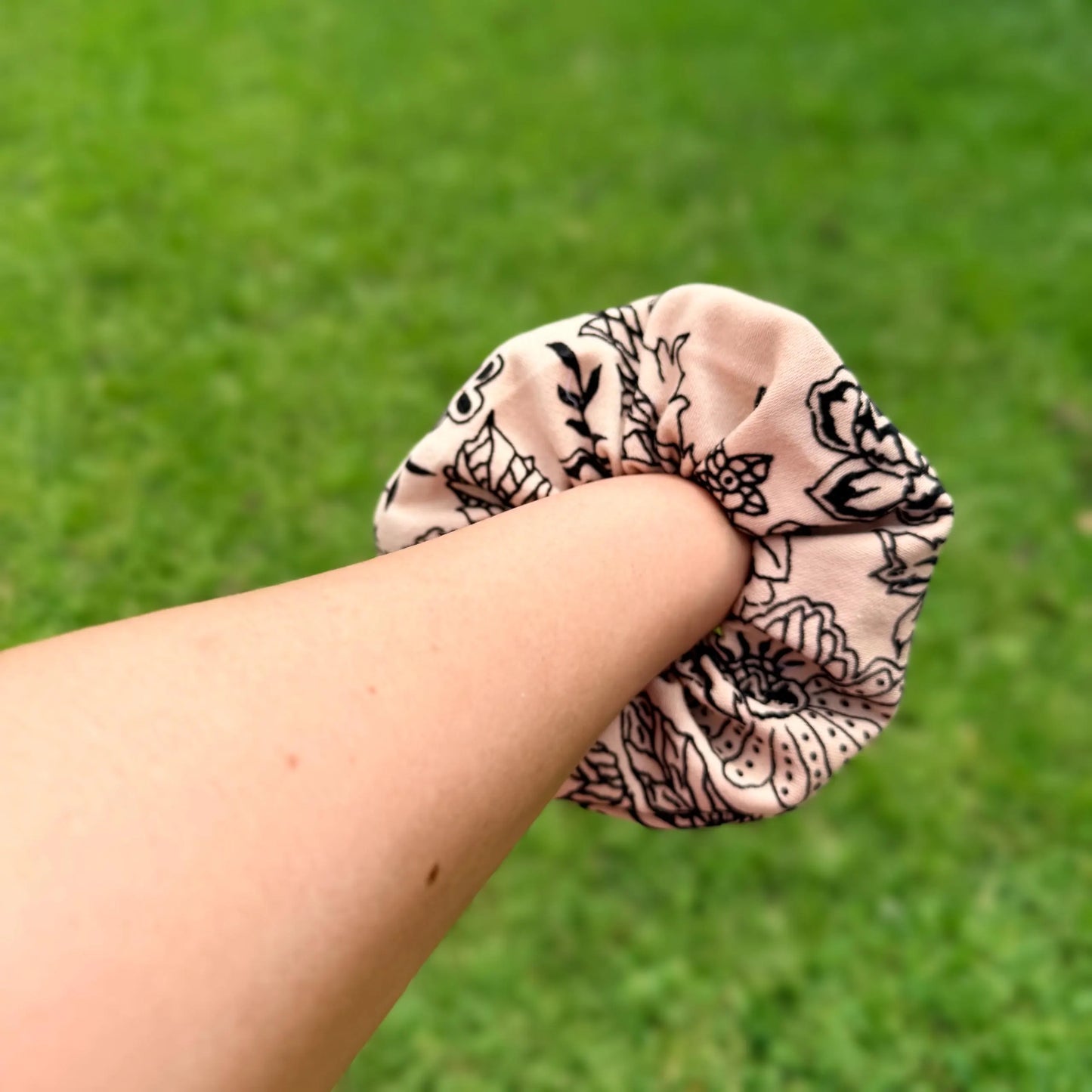 Neutral Beige & Black Floral Scrunchie – Minimalist Hair Tie, Everyday Elegant Hair Accessory