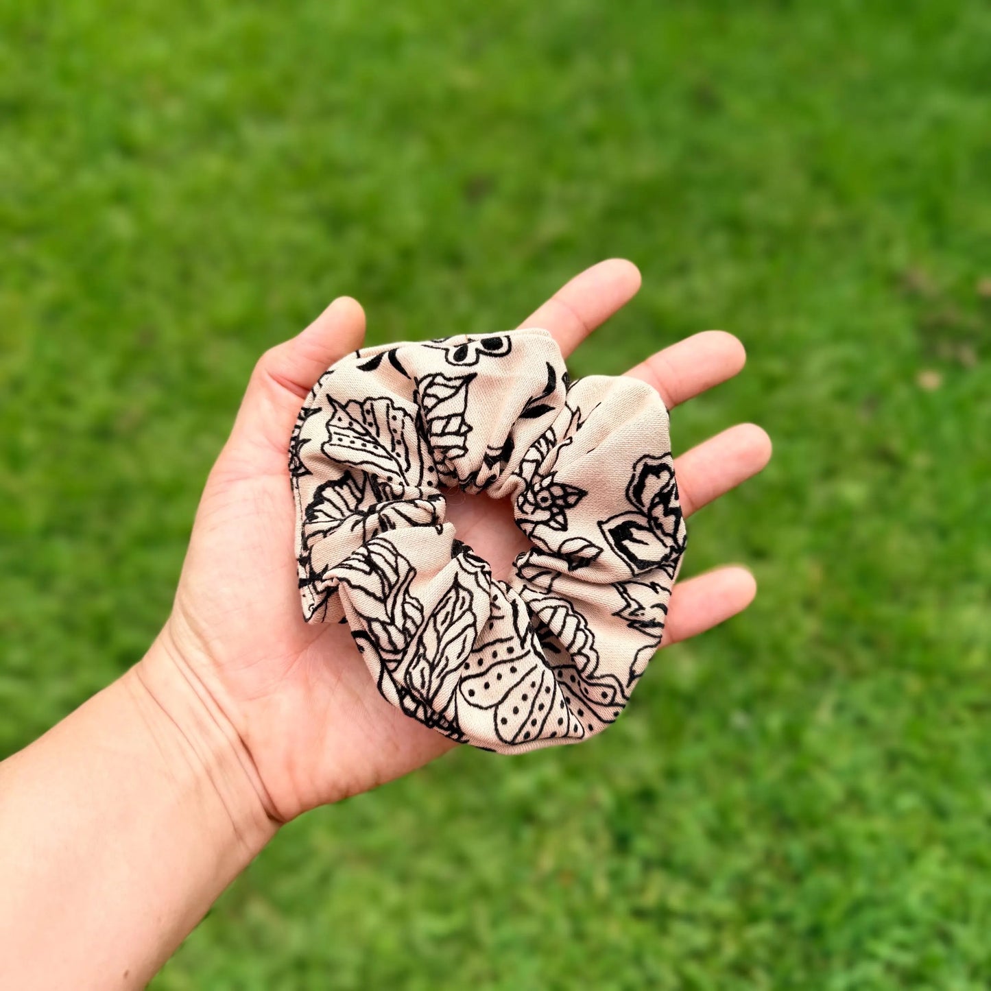 Neutral Beige & Black Floral Scrunchie – Minimalist Hair Tie, Everyday Elegant Hair Accessory